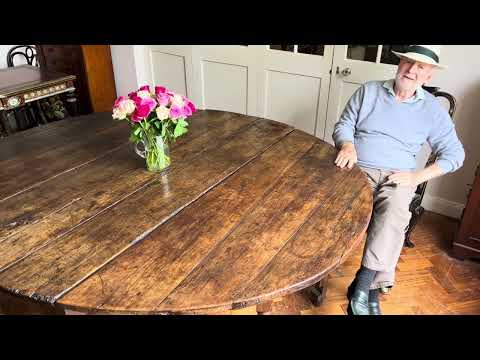 Rare Large English 17th Century Walnut Gateleg Table