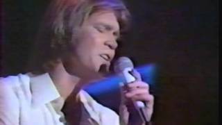 Glen Campbell Sings "This Is Sarah's Song" (Jimmy Webb)