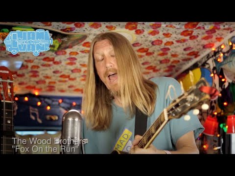 CUZ'S CORNER - THE WOOD BROTHERS (Live at Lagunitas Brewery 2014) #JAMINTHEVAN