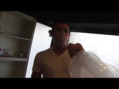 CECILIO G - MUEVE LA BOLSA (VIDEOCLIP)