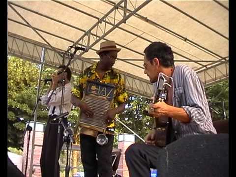 Washboard Chaz Trio - I'm Just  A Fool -Brivio (Italy) 2010