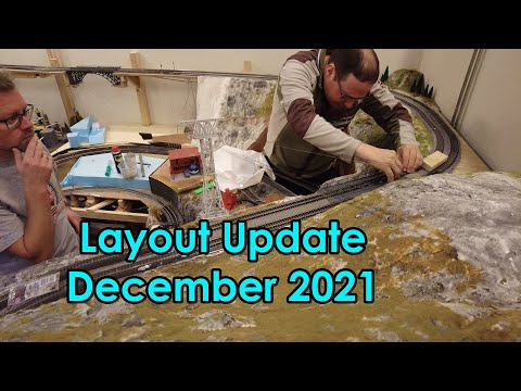 Building a road tunnel for a model railroad