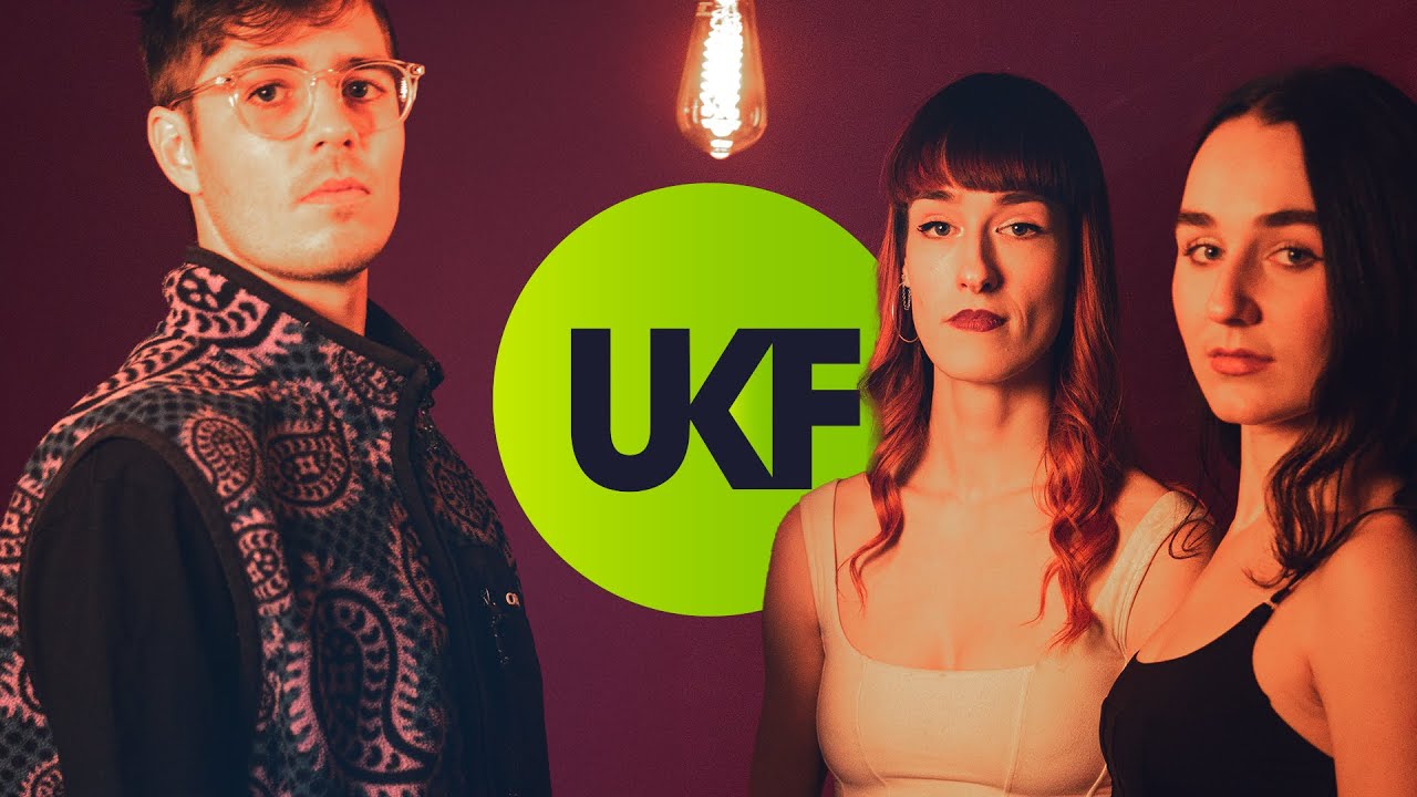 Vio.let x Lauren-Paige x Keeno - Worlds Apart