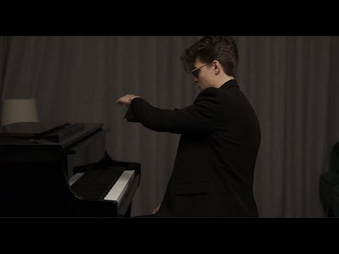 Chopin Etude op. 25 no. 5 "Wrong Note" Evgeny Levin