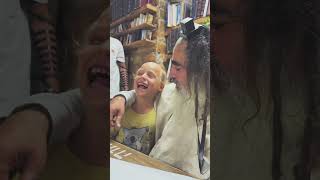 הרב שלום סבג - שיעורי וידאו - הרב שלום סבג וחברים – יש עניין שנתהפך 🙃