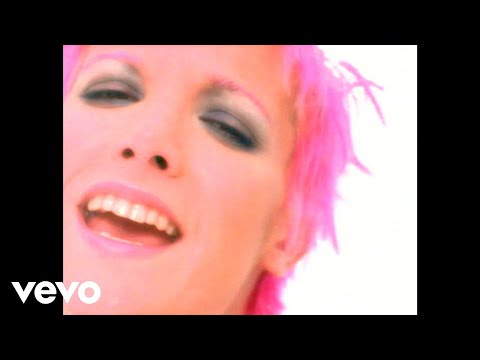 download lagu mp3 mp4 Danielle Brisebois Height, download lagu Danielle Brisebois Height gratis, unduh video klip Danielle Brisebois Height