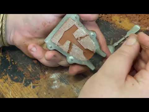 How to make a bronze medal