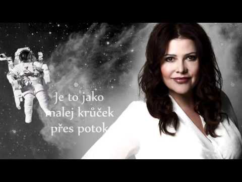 Ilona Csáková - Ilona Csáková - Družice