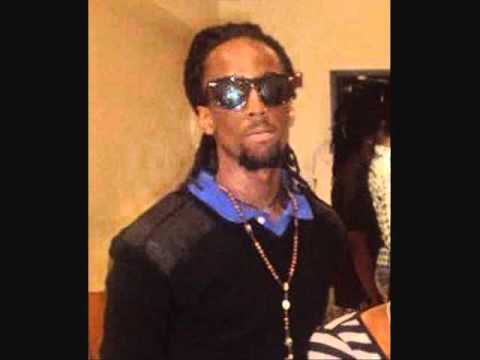 Young Devious FT. Chip The Fly Guy - Hey Daddy FWEA MIX !!!!.wmv