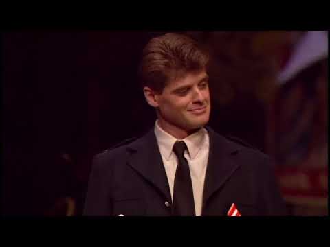 -Adina, credimi, te ne scongiuro- (Nemorino, Adina, Belcore, Giannetta, Coro) L'elisir d'amore