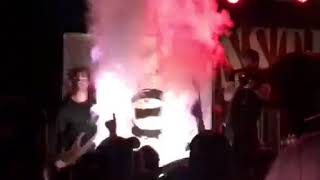 DED  -- Disassociate