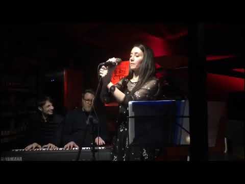 Marina Arsene și Alex Gabriel Olteanu & invitat Albert Tajdi în concert la UZINA Coffee
