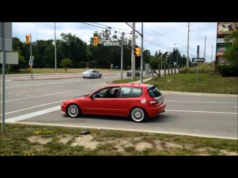 Civic Hatchback With LOUD Exhaust Revving And Flooring It Video