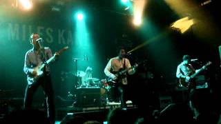 Miles Kane new song: &quot;Woman&#39;s Touch &quot; @ Cigale, Paris Nov 05 2011 Inrocks