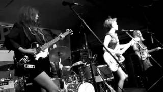 Those Darlins - Be Your Bro - Skipper&#39;s - March 2, 2011