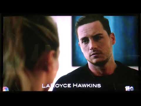Chicago Pd 7-01: Jay and Hailey talk about Voight