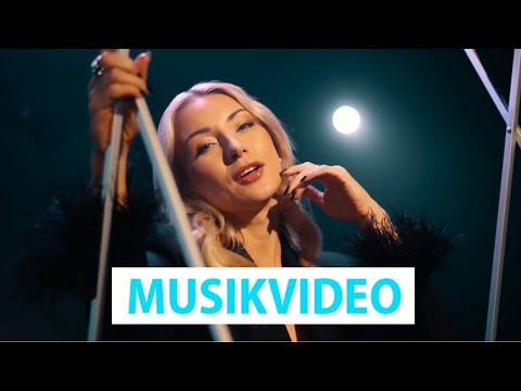 Anna-Carina Woitschack - Spring mit mir (Offizielles Video)