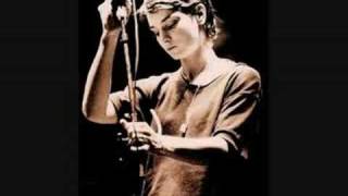 sinead o&#39;connor - war