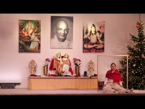 Fortgeschrittenes Pranayama mit Darshini - Yoga Vidya Ashram Live 7:00 Uhr 25.12.2021