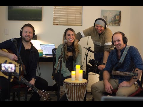 Eliana Rosen - Lose This One (Micro Desk Concert)