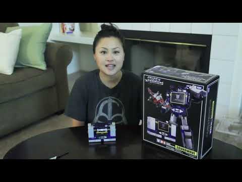 Takara Tomy Transformers MP-13 Soundwave Masterpiece Unboxing