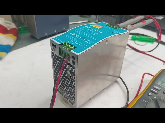 Vídeo relacionado con DIN Power 240W Fuente de alimentacion carril din 24V Alimentation sur rail para entrada de CA 100-220V 2,4A, salida de CC 24V 10A Varias funciones de protección Modelo industrial NDR-240W-24V.