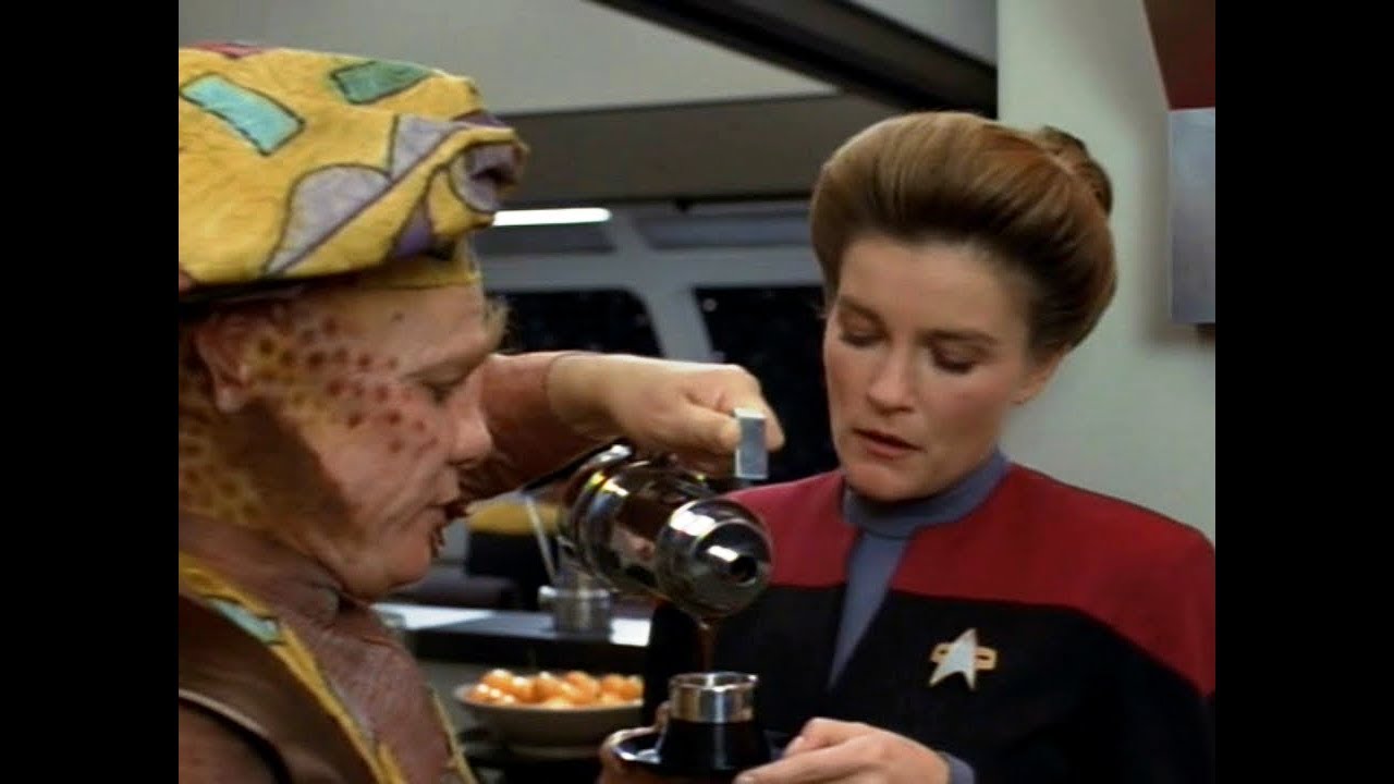 STAR TREK: Voyager | Coffee in that Nebula