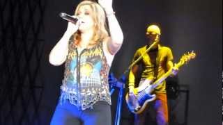 Kelly Clarkson Breakway Dublin Live 10/10/12