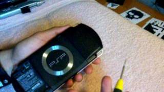 How to disassemble your PSP 1001 Part1/3 | Playstation Portable Repair | Robles Junior