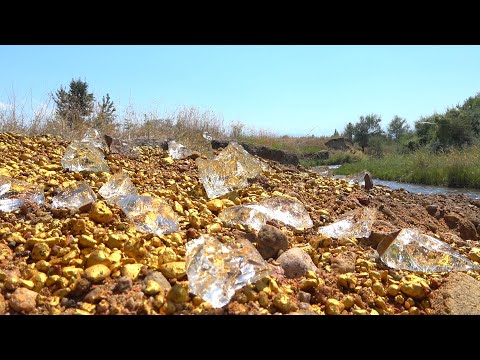 Diamond River! How to mine Diamonds and Gold