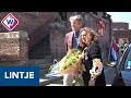 Vrouw van Edwin van der Sar krijgt lintje - OMROEP WEST