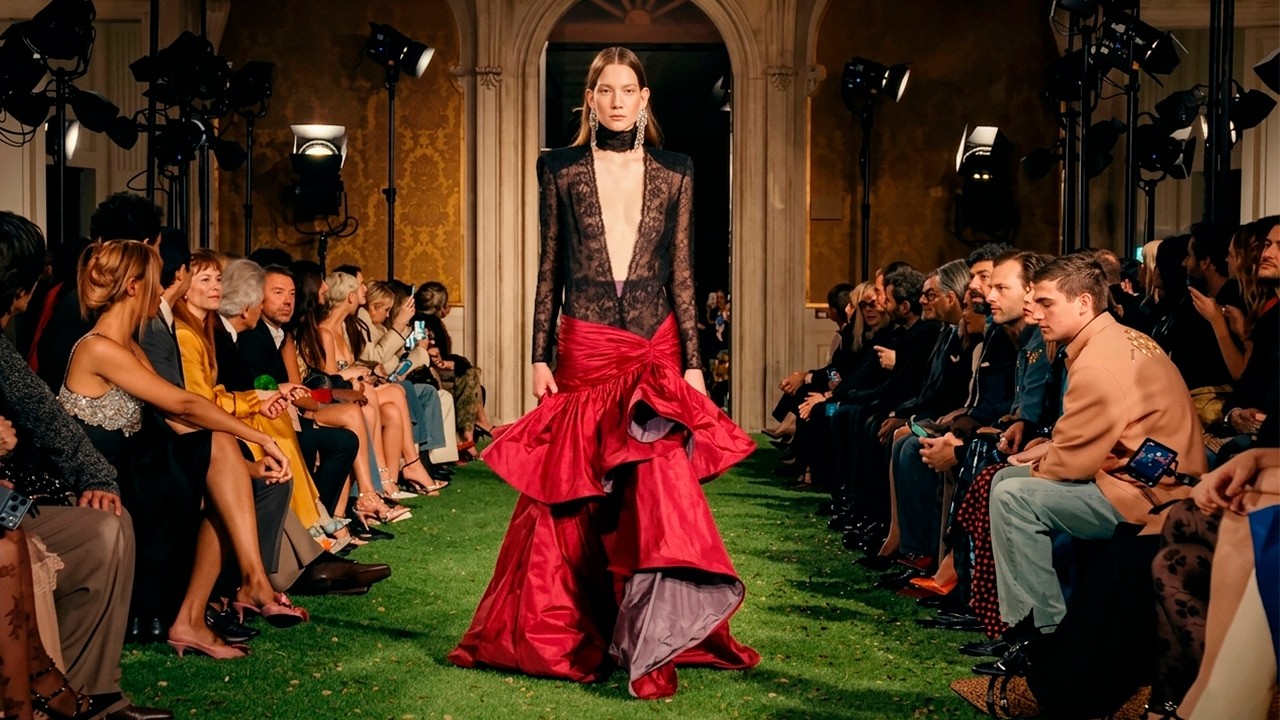 Valentino | Fall Winter 2026/2027 | Interferenze