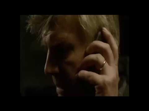 Johan falk menar allvar Carl Déman imiterar Johan Falk