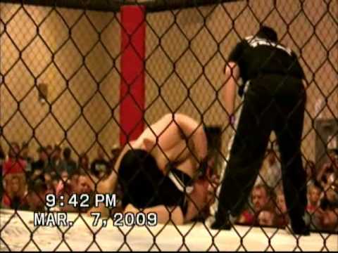 Ricky "The Thriller"  Phillips VS Brandon Moore