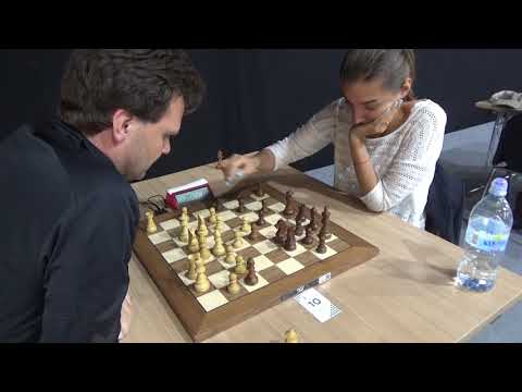 Keep pieces connected in blitz: Grettarson - Bulmaga, Nimzo-Indian defense