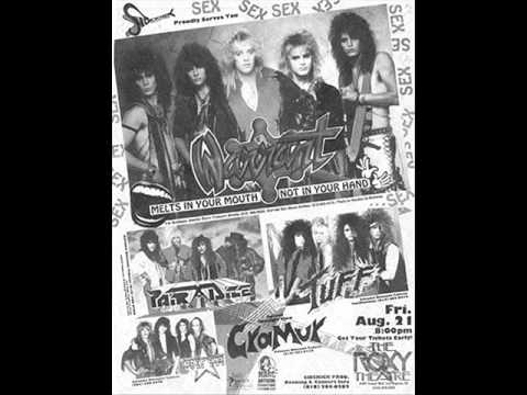 Video thumbnail for Down Boys (Live)