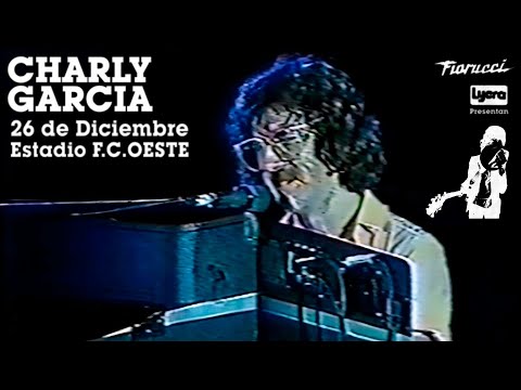 Charly García - Estadio Ferro, Buenos Aires (26 de Diciembre, 1982) [REMASTERIZADO IA | 1080p50]