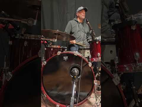 Cover Drums Bikutsi / Les mets du 237 BIKUTSI session 2