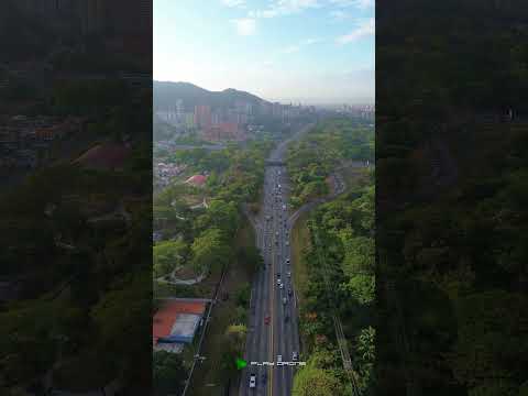 Así se ve la Autopista Regional del centro en Valencia en Carabobo | Elevado del trigal | Play Drone