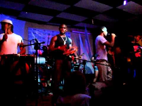 Grupo 4 Styllus - 22 Minutos