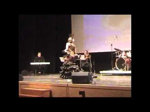 LOLA VEGA - Y SIN EMBARGO TE QUIERO