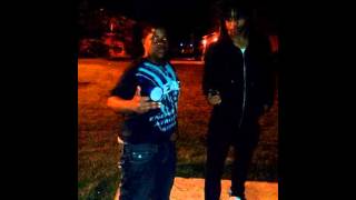 - dee savage ft lil e - go crazy