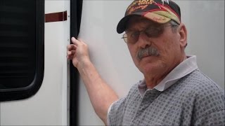 Slide-out Wiper Seal Fix