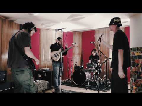 Bastardos Sin Conciencia- Volver A Ser "Visitando a Runa Estudio"