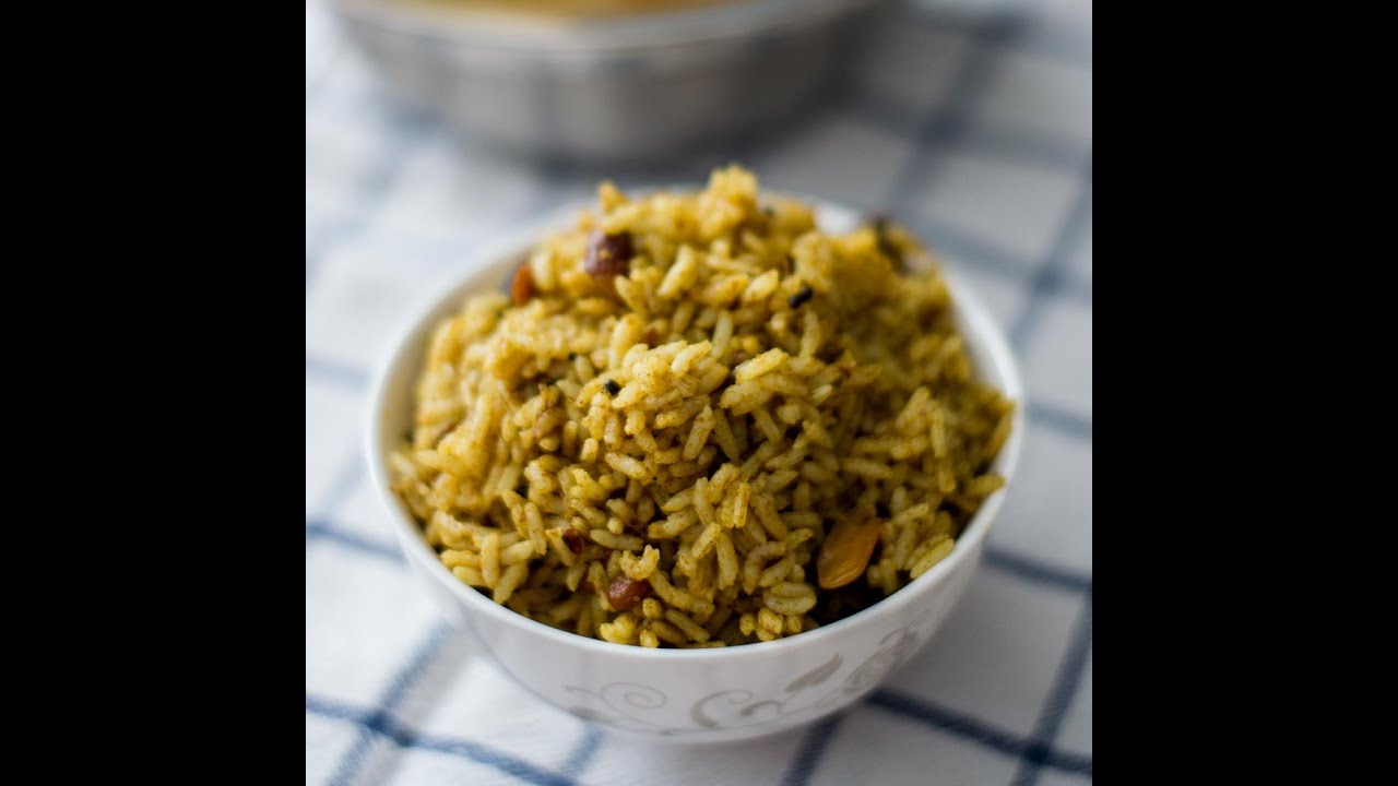 Puliyodharai Recipe in Tamil | Tamarind Rice | Puli Sadam Naivedyam