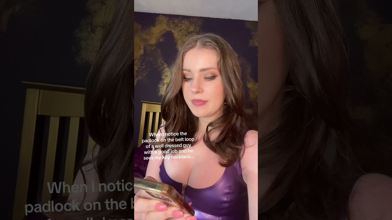 I love when chastity subs are out openly in the wild