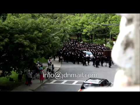 Skver Kabolas Ponim - Tamuz 5774