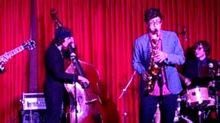 Grand Central Sax Soli