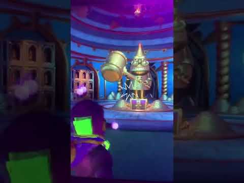 For real this time what’s inside the 200 star chest?