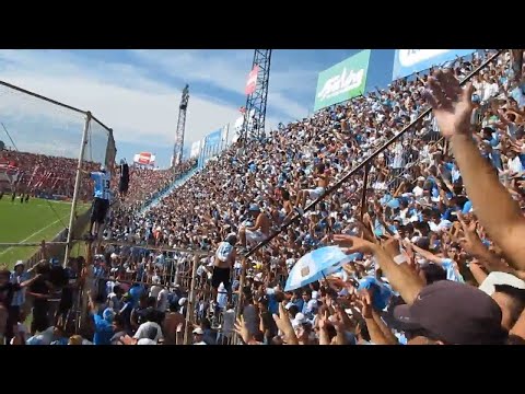 "No sé como voy, no sé como vengo" Barra: La Inimitable &bull; Club: Atlético Tucumán